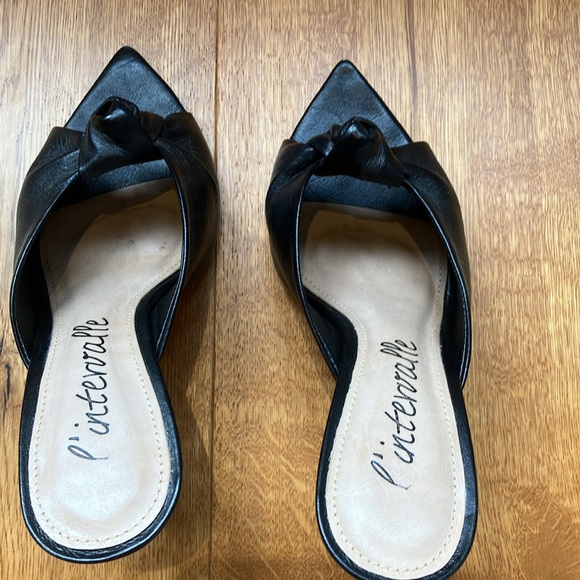 La interval open toe size 6 kitten, heel black shoes - Picture 6 of 6